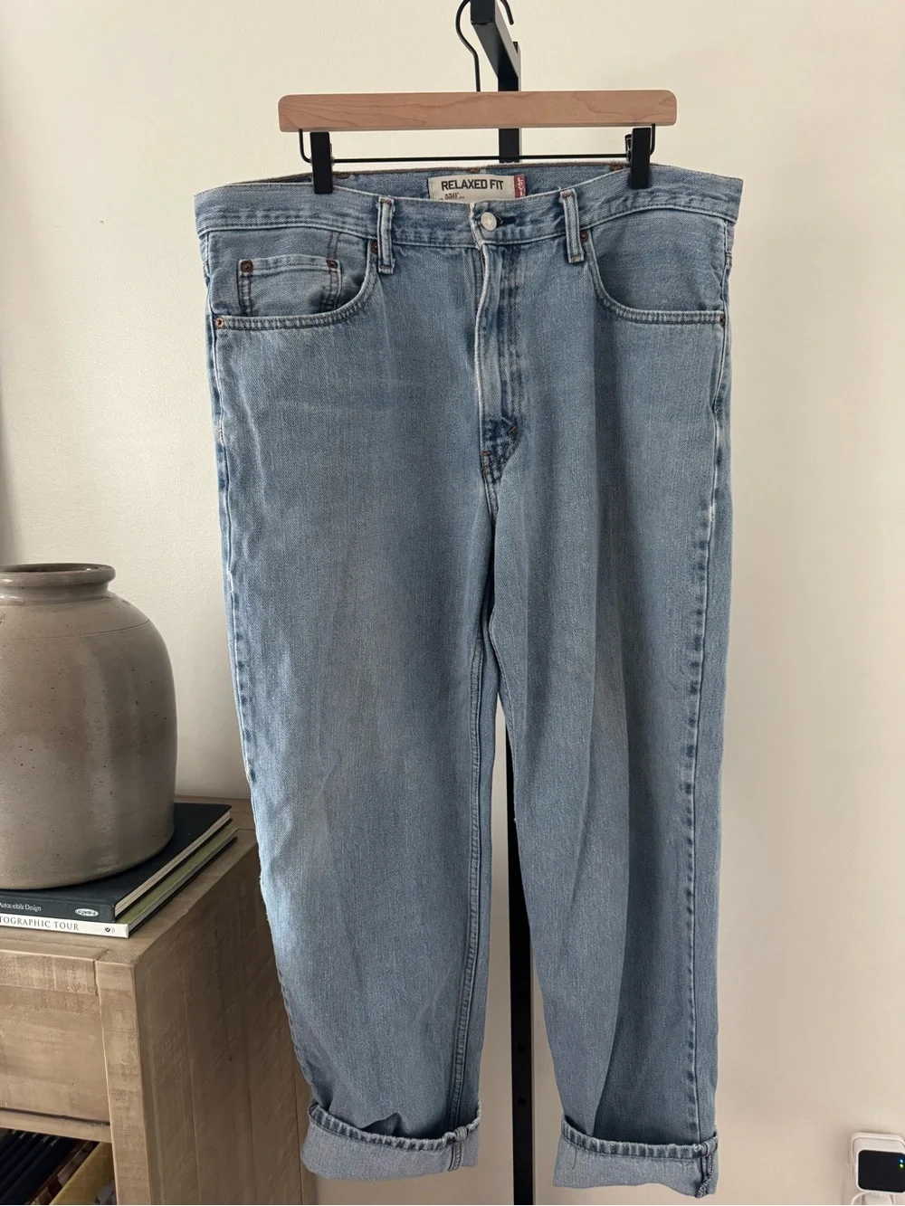 Levi's Women’s/Men's Light Blue Relaxed Straight Jeans